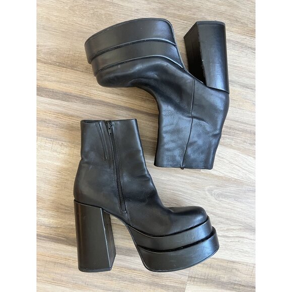 Steve Madden COBRA platform heeled boots women's size 10 - Picture 2 of 9